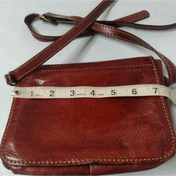 Made in Florence Leather Crossbody Bag - Picture 6 of 8